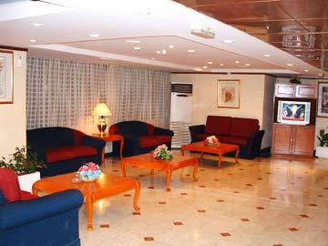 London Crown 2 Hotel Apartments Dubai Exterior foto